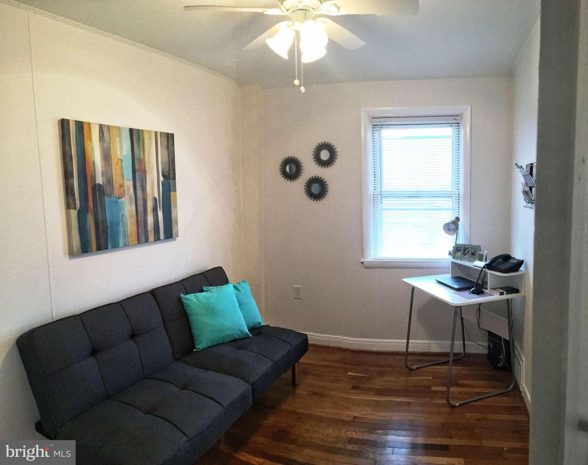 IDLEWOOD - Residential