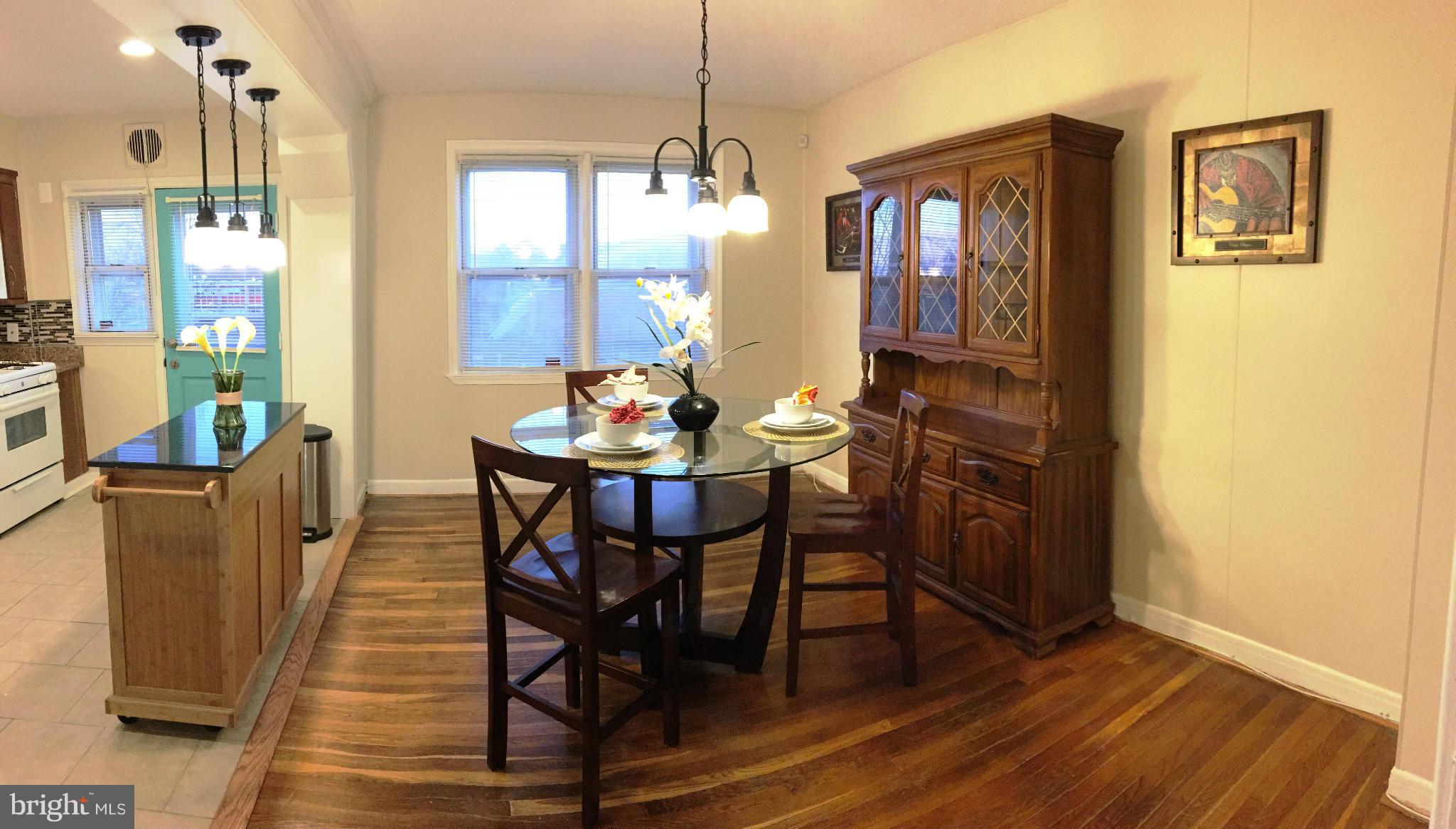 IDLEWOOD - Residential