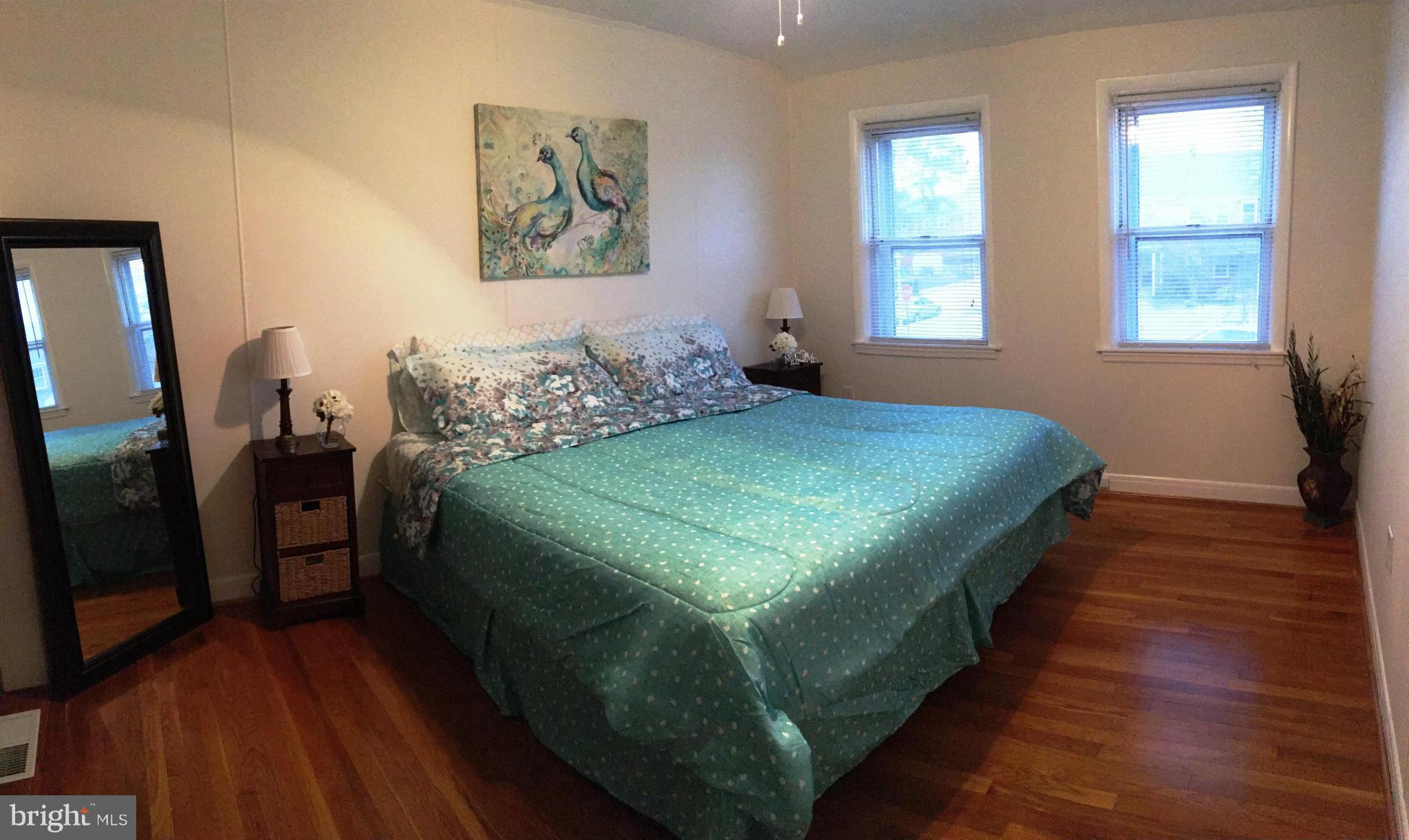 IDLEWOOD - Residential