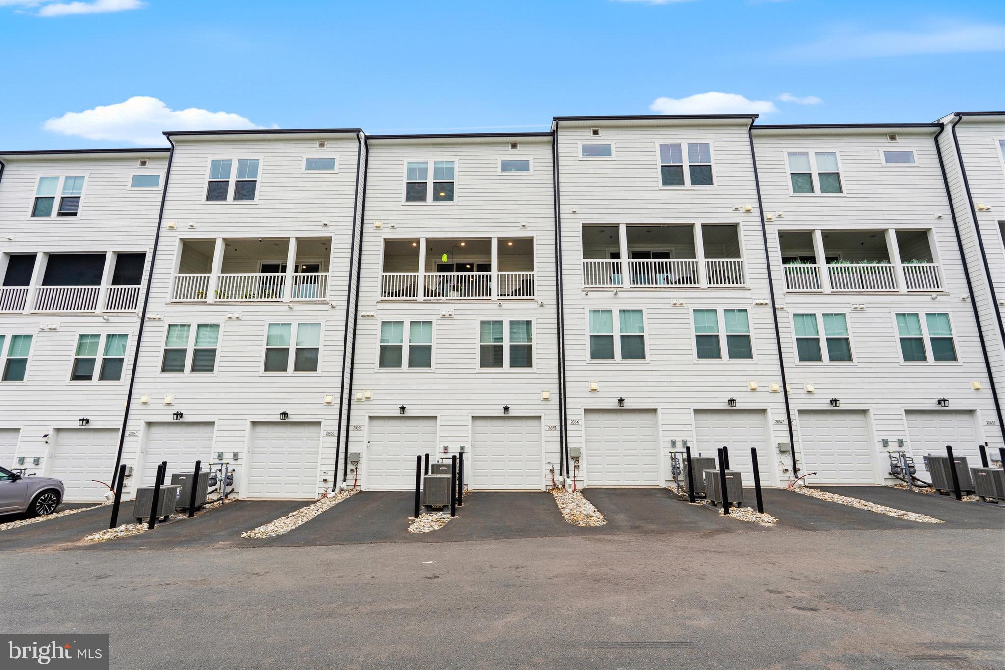 KINCORA - Residential
