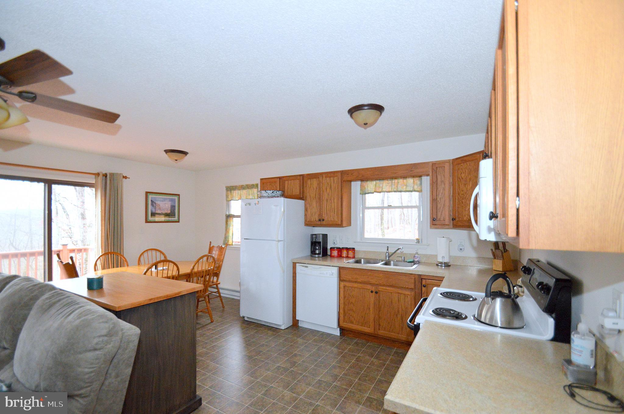 ROUSE MOUNTAIN - Residential