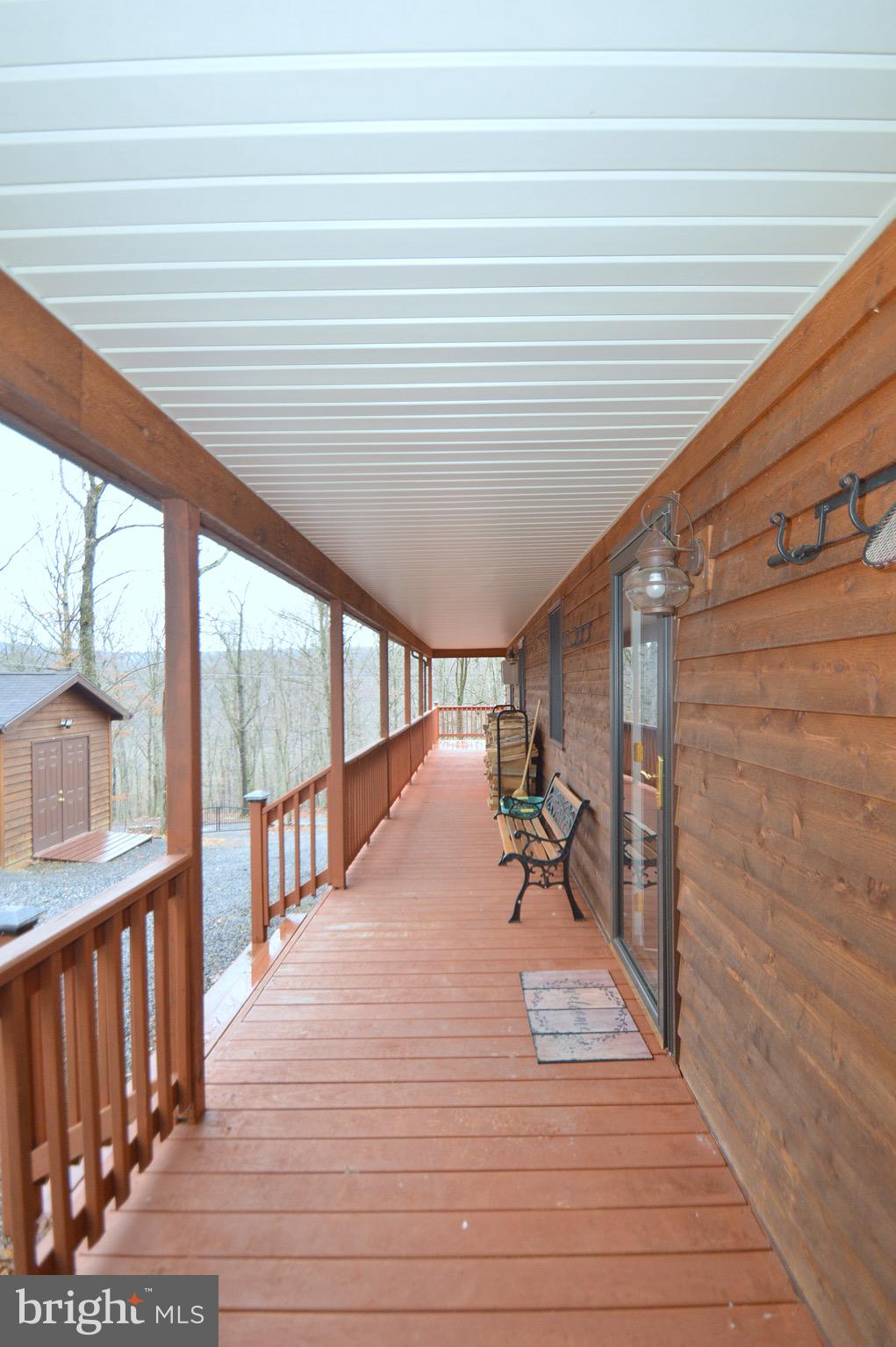 ROUSE MOUNTAIN - Residential