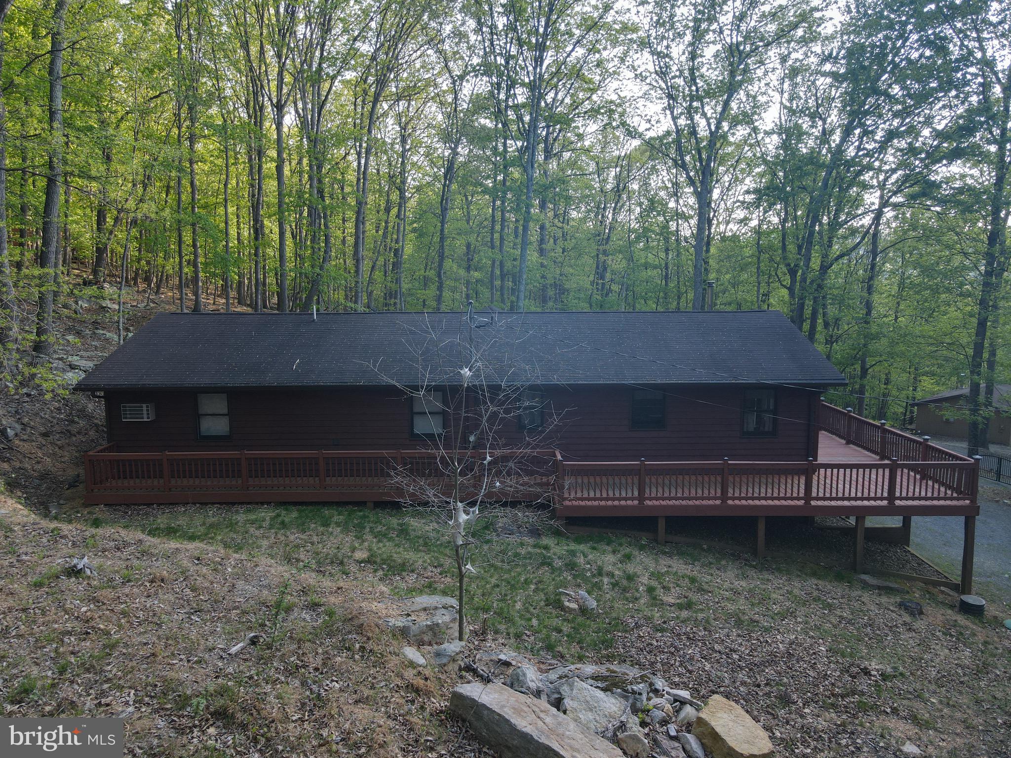 ROUSE MOUNTAIN - Residential