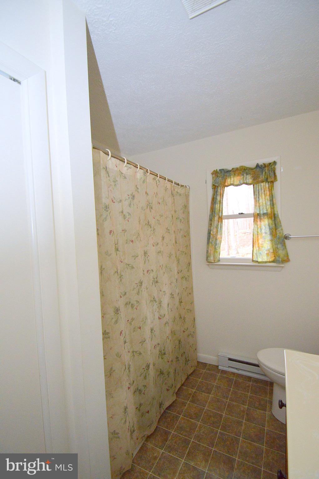 ROUSE MOUNTAIN - Residential