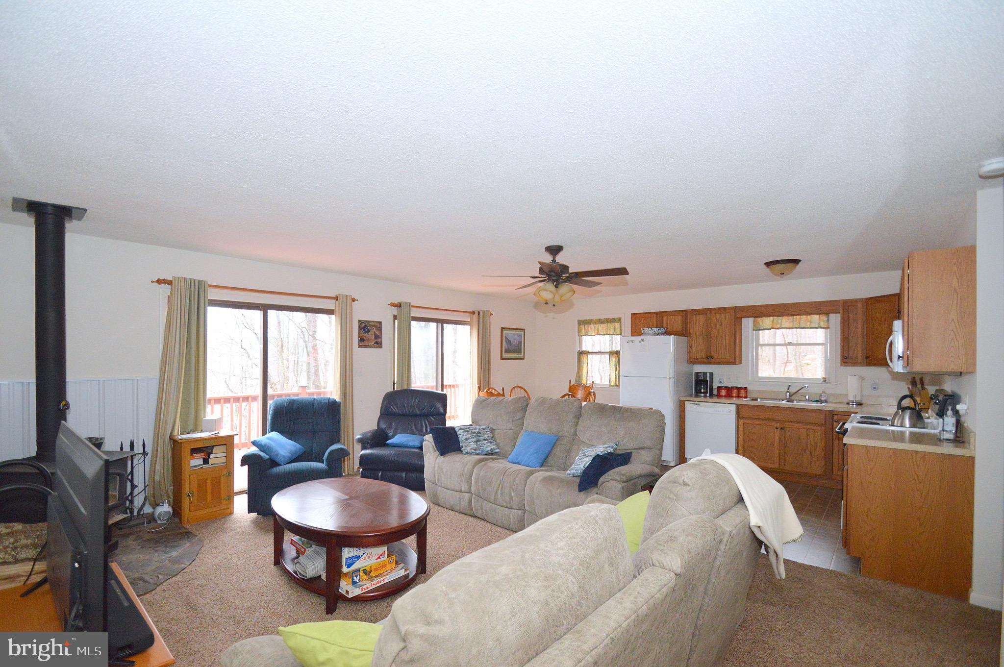 ROUSE MOUNTAIN - Residential