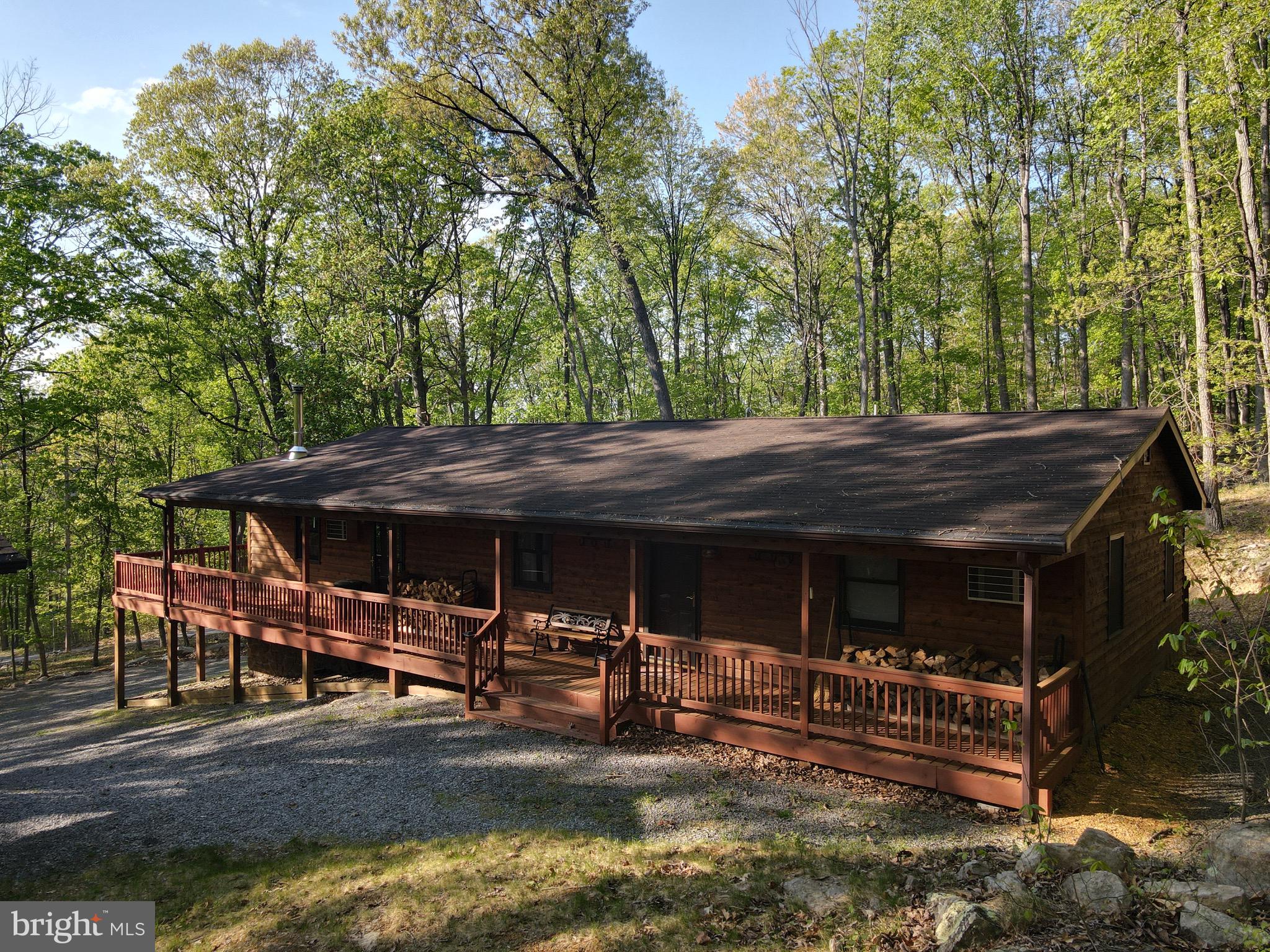 ROUSE MOUNTAIN - Residential