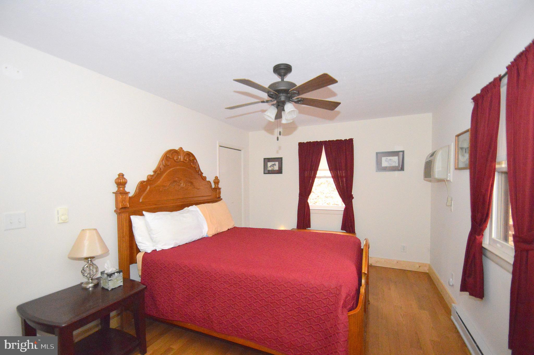 ROUSE MOUNTAIN - Residential