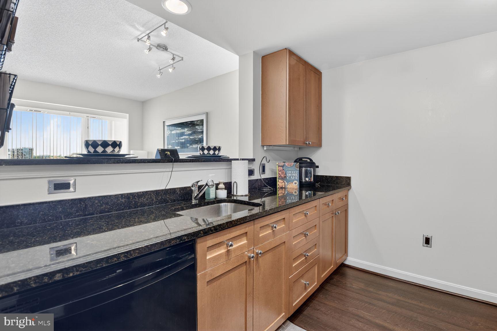 DOWNTOWN SILVER SPRING - Residential