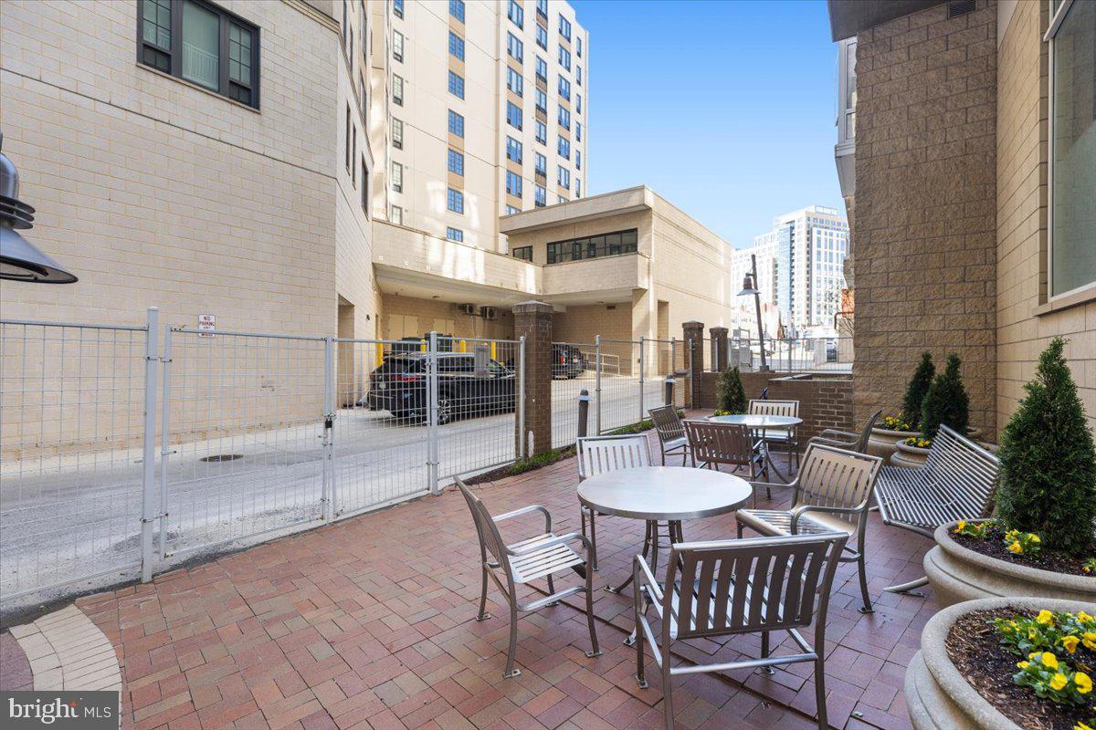 DOWNTOWN SILVER SPRING - Residential