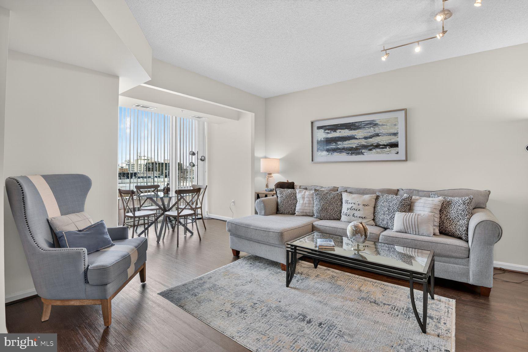 DOWNTOWN SILVER SPRING - Residential