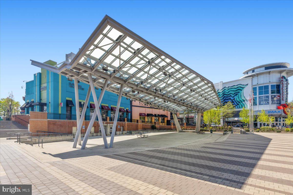 DOWNTOWN SILVER SPRING - Residential