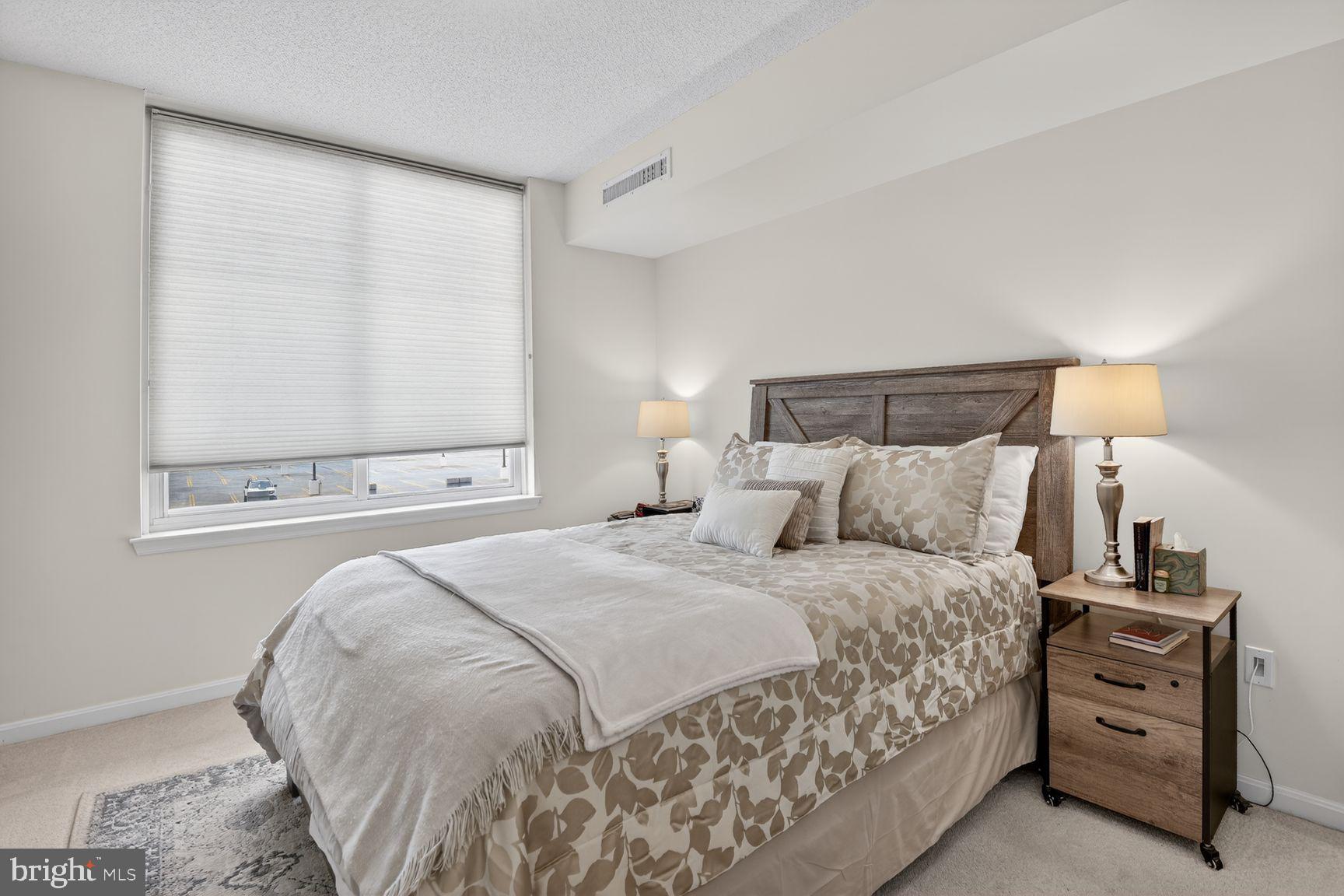 DOWNTOWN SILVER SPRING - Residential