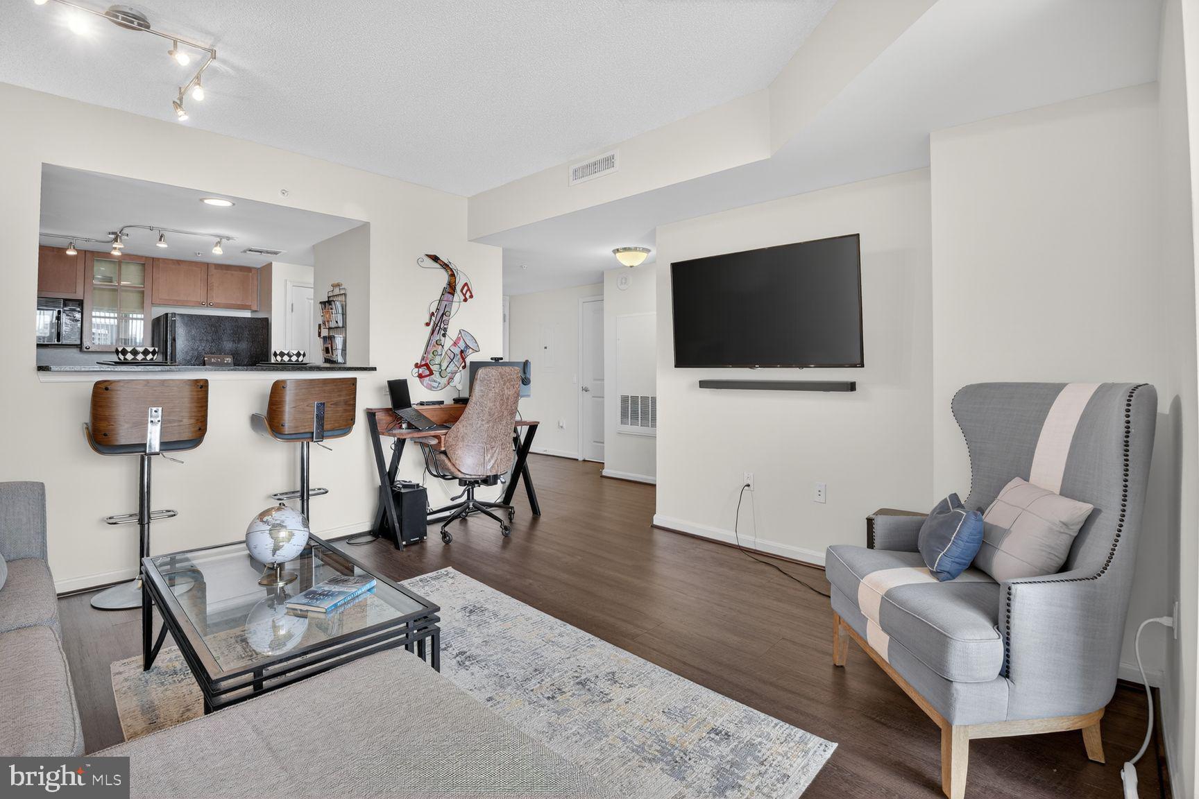 DOWNTOWN SILVER SPRING - Residential