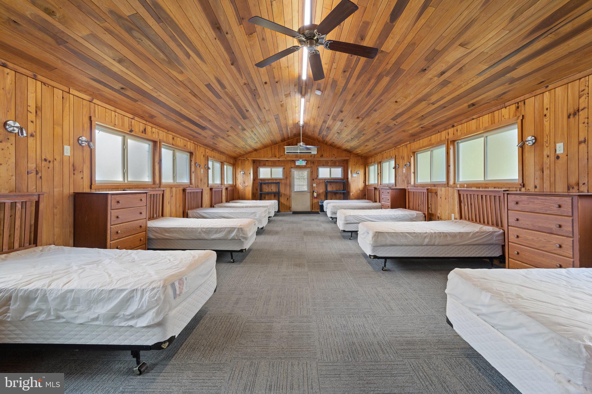 HEDGESVILLE - Commercial Sale