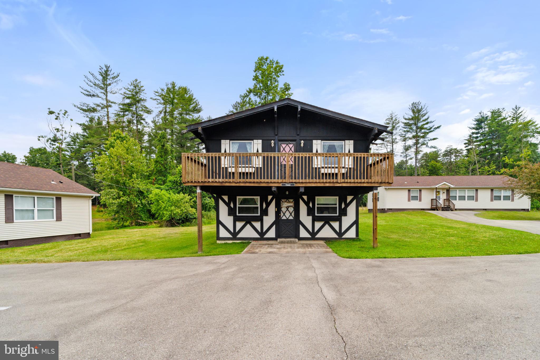 HEDGESVILLE - Commercial Sale