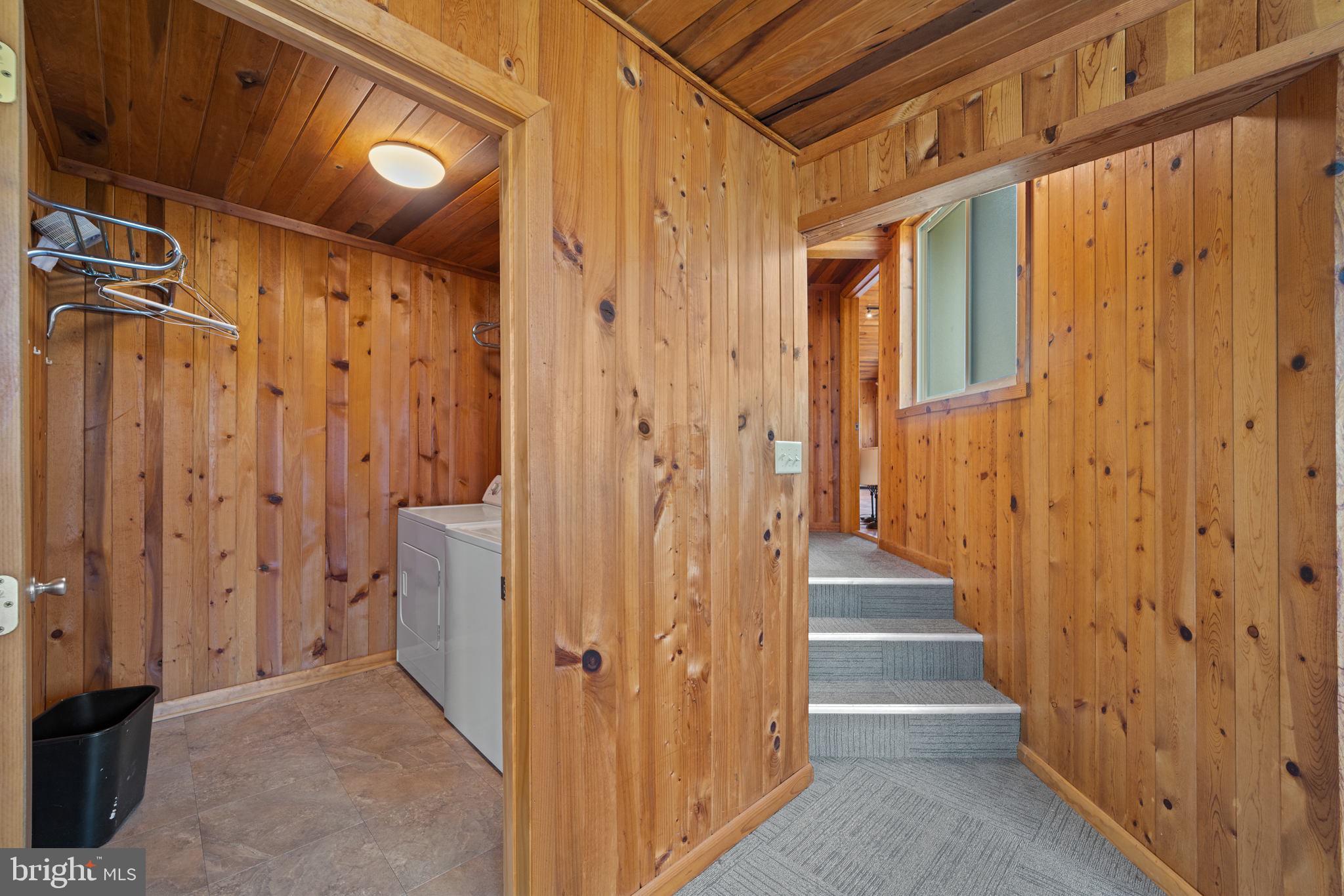 HEDGESVILLE - Commercial Sale