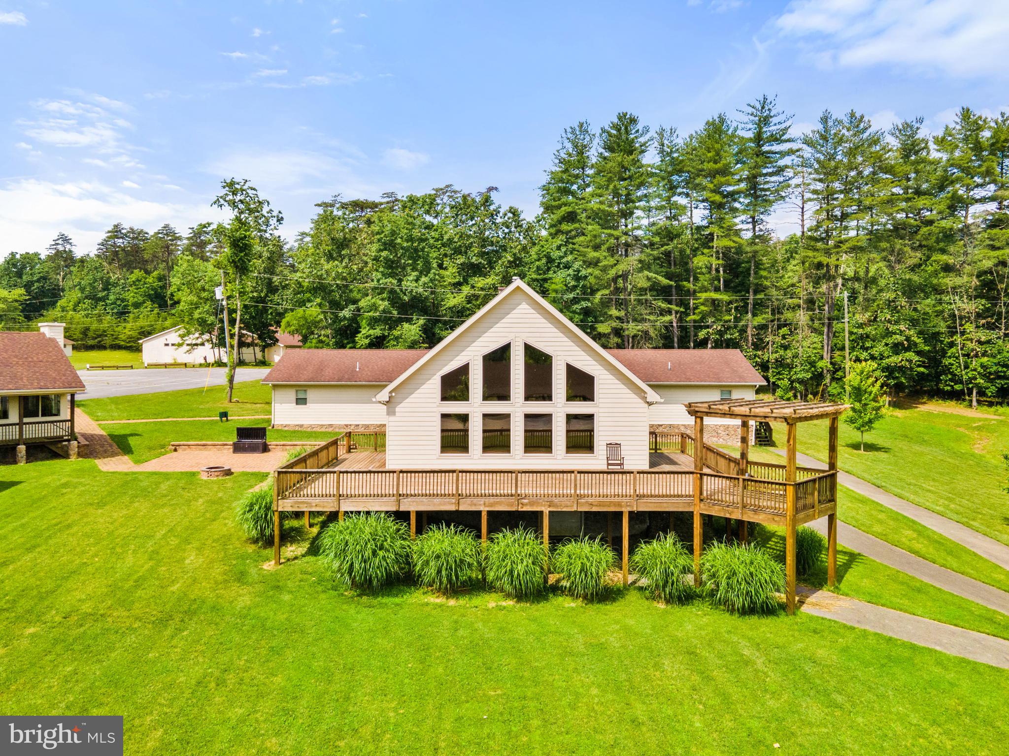 HEDGESVILLE - Commercial Sale