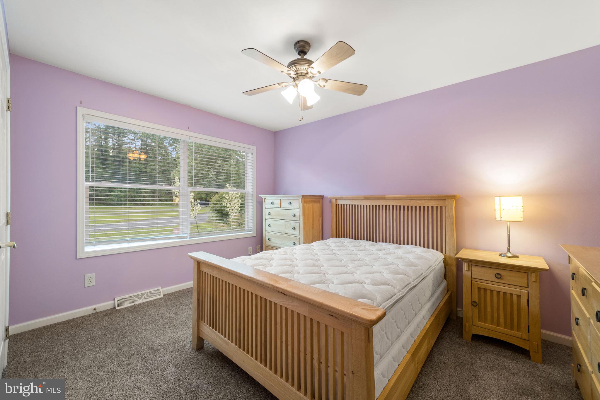 HEDGESVILLE - Commercial Sale