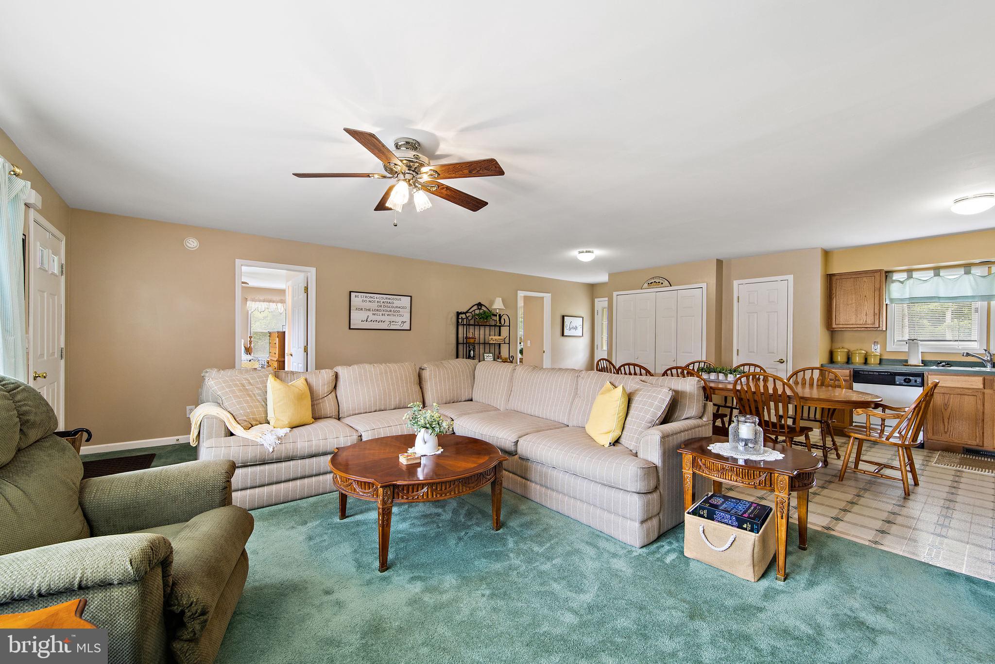 HEDGESVILLE - Commercial Sale