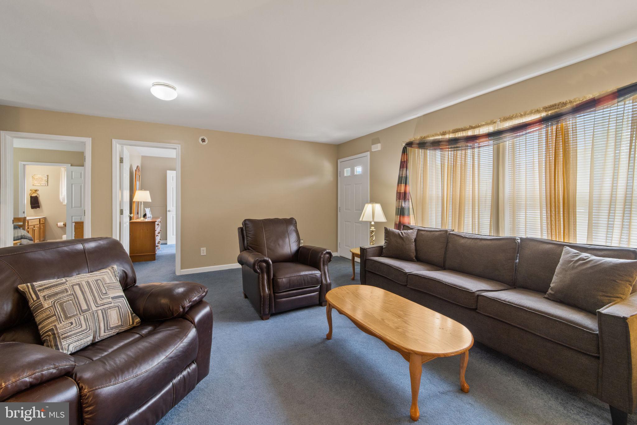 HEDGESVILLE - Commercial Sale