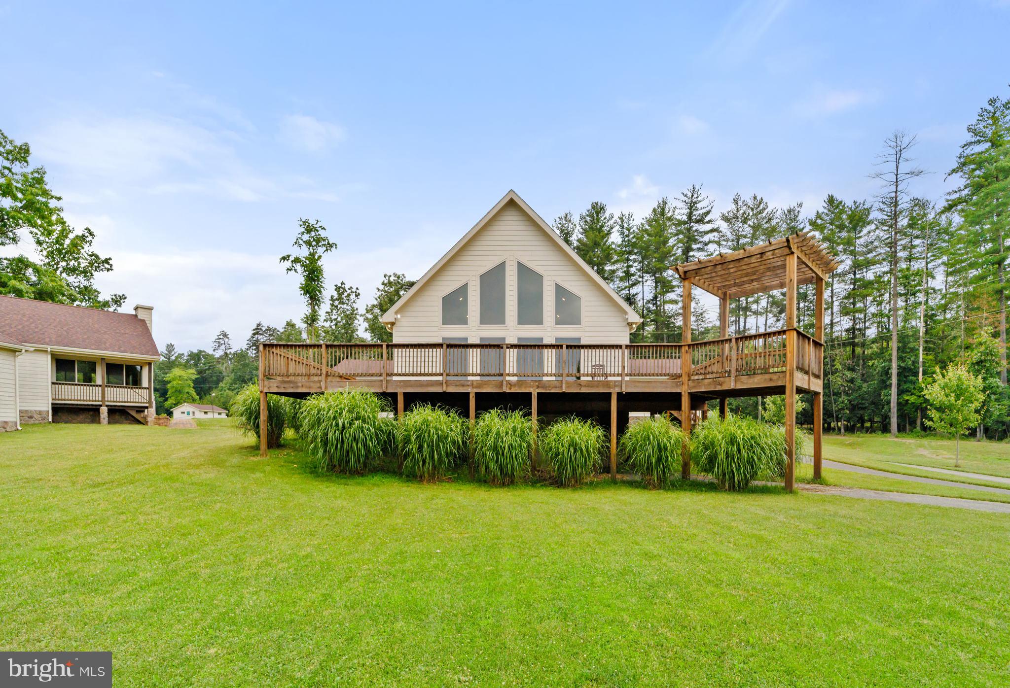 HEDGESVILLE - Commercial Sale