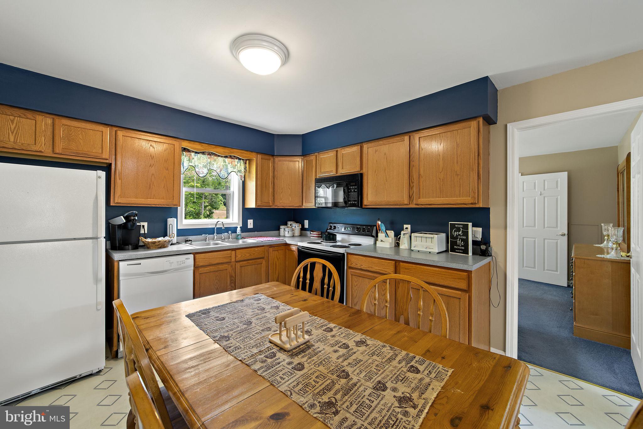 HEDGESVILLE - Commercial Sale