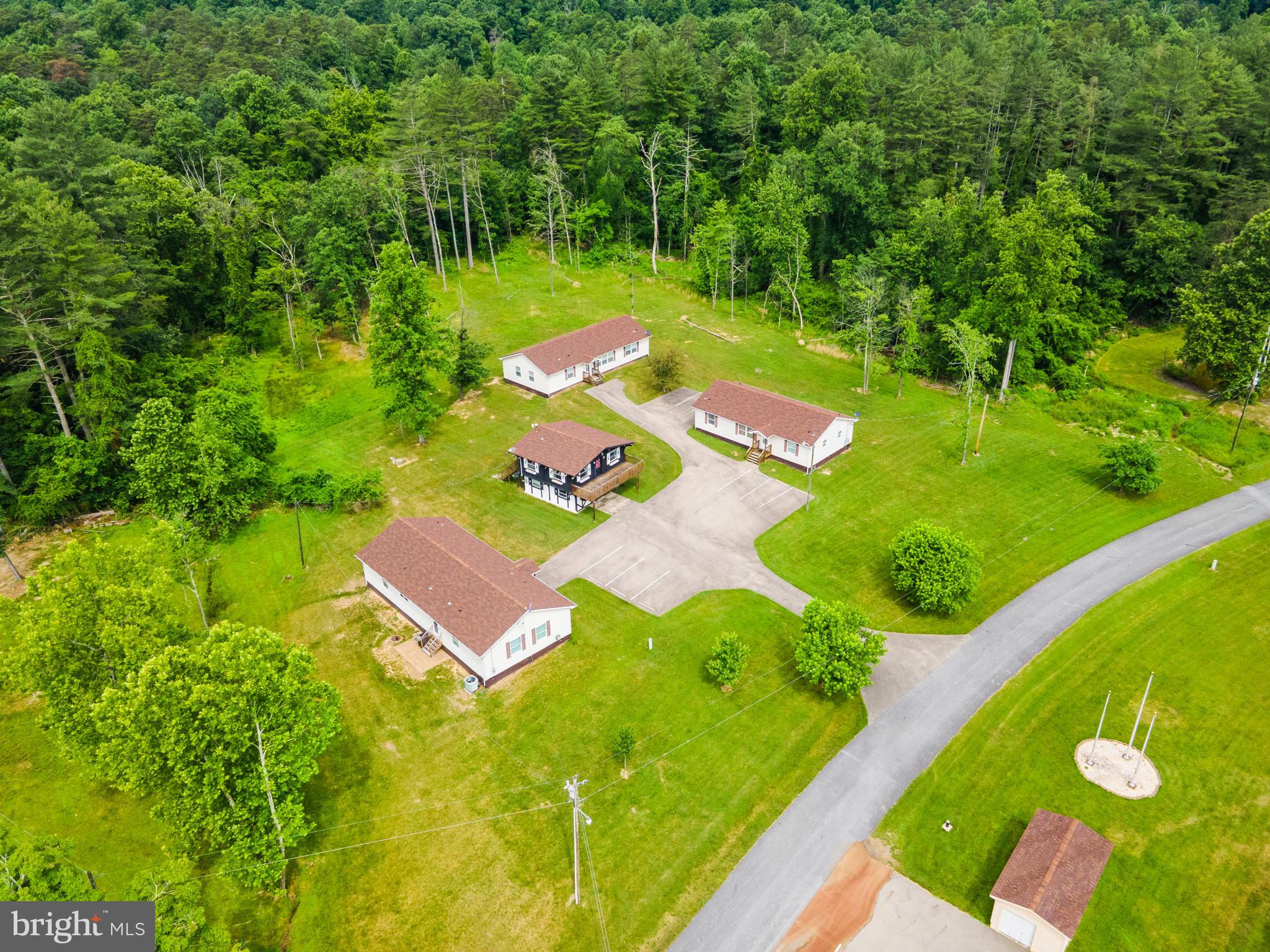 HEDGESVILLE - Commercial Sale