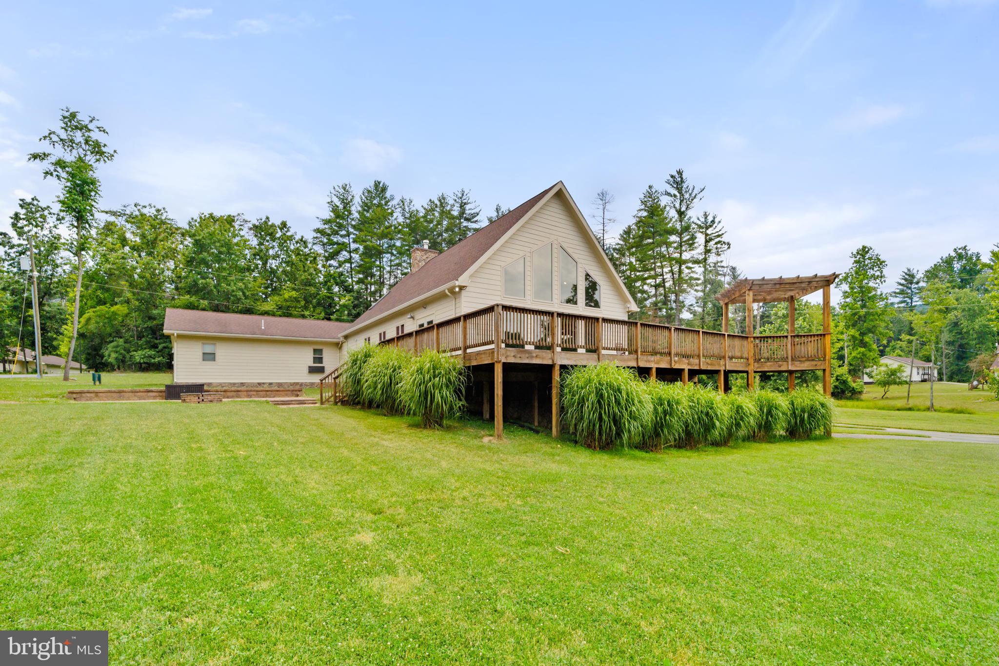 HEDGESVILLE - Commercial Sale