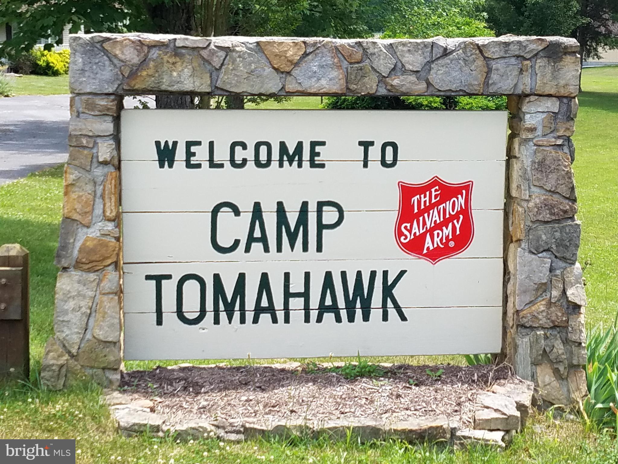 HEDGESVILLE - Commercial Sale