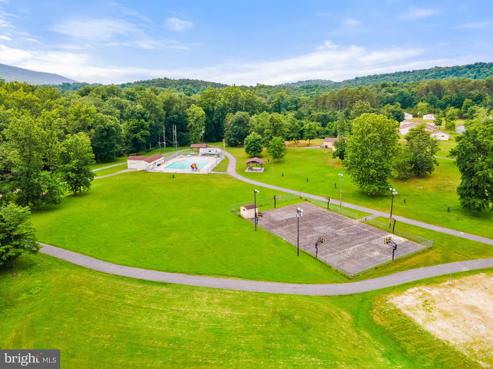 HEDGESVILLE - Commercial Sale