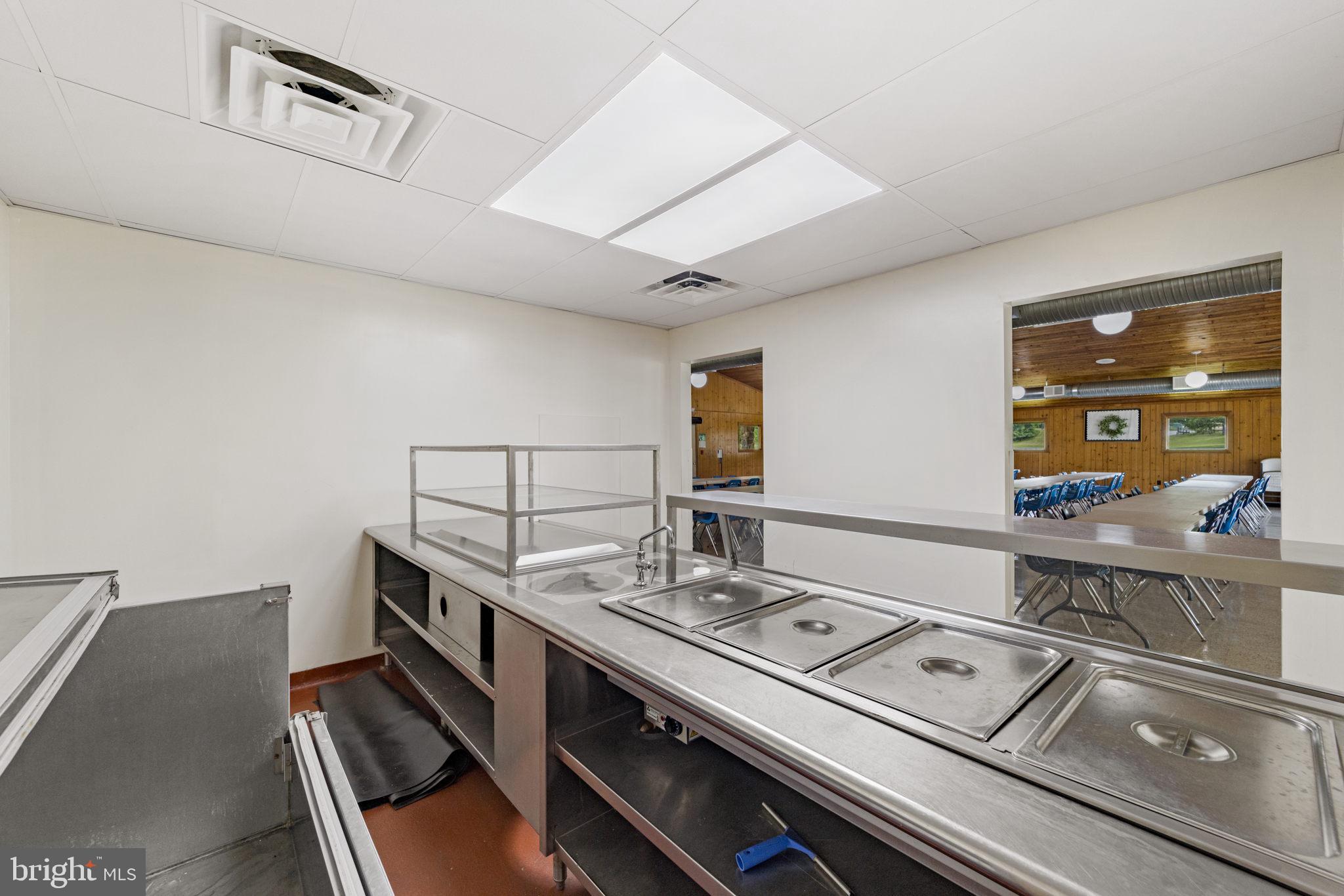 HEDGESVILLE - Commercial Sale