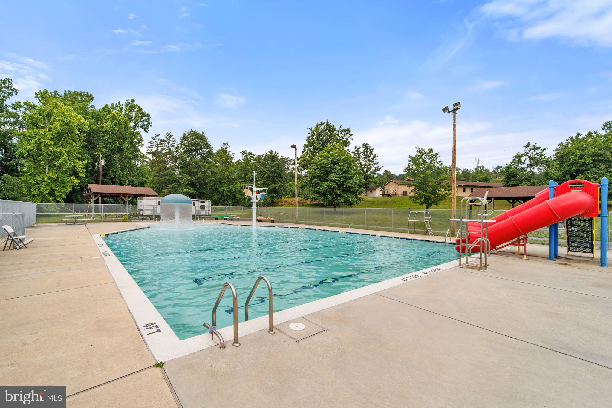 HEDGESVILLE - Commercial Sale