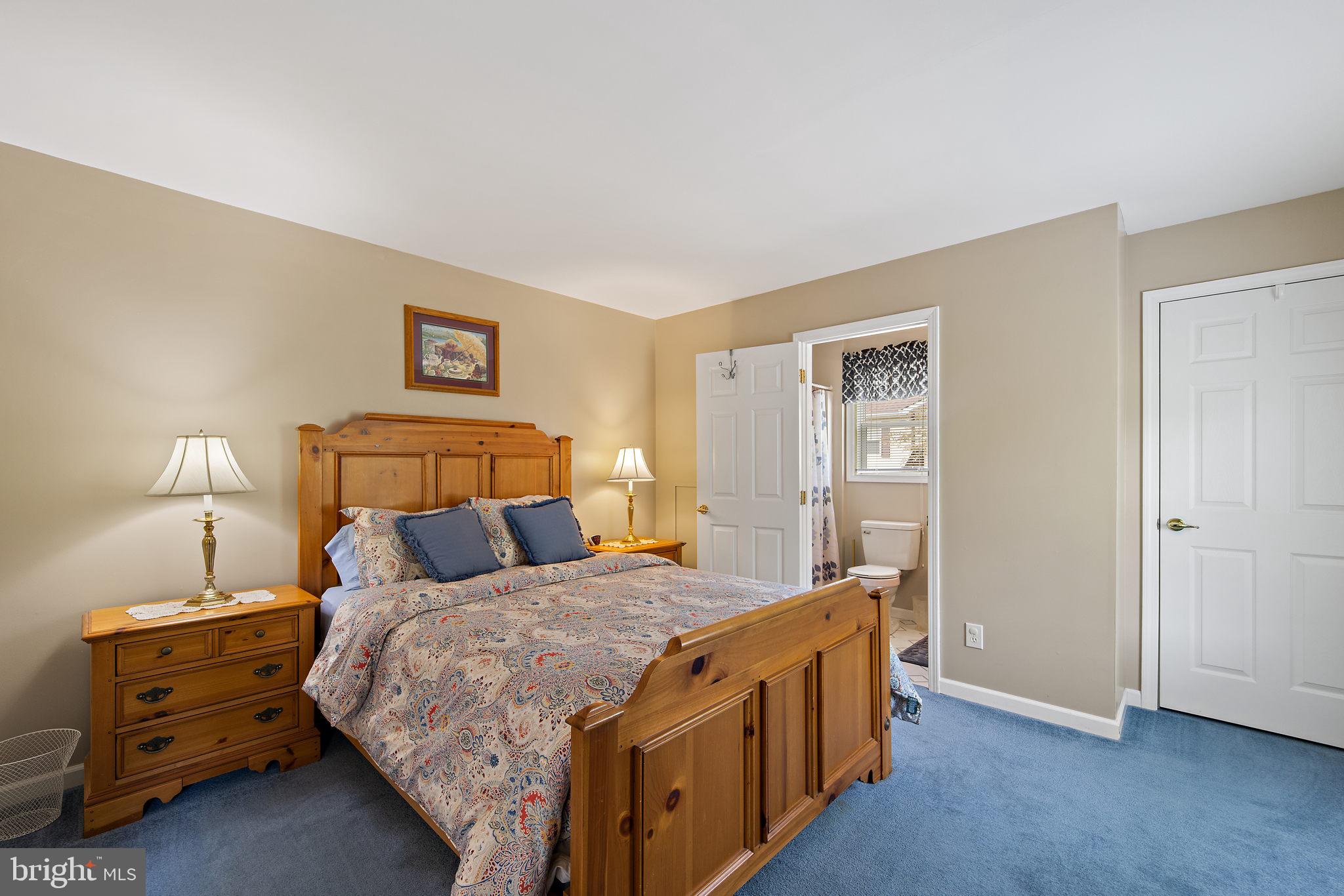 HEDGESVILLE - Commercial Sale