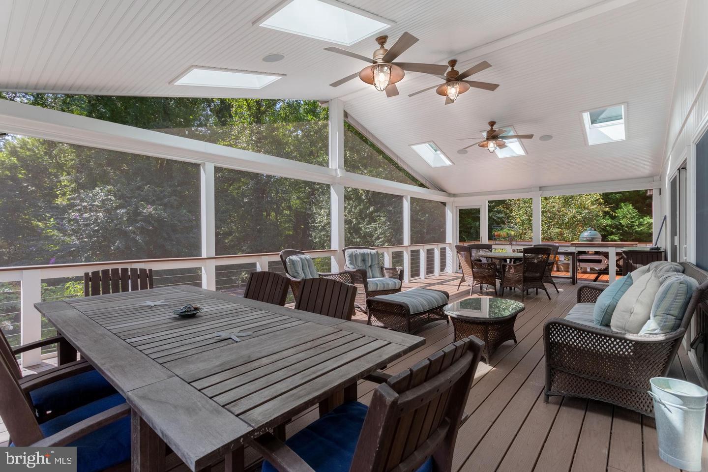 LANGLEY OAKS - Residential