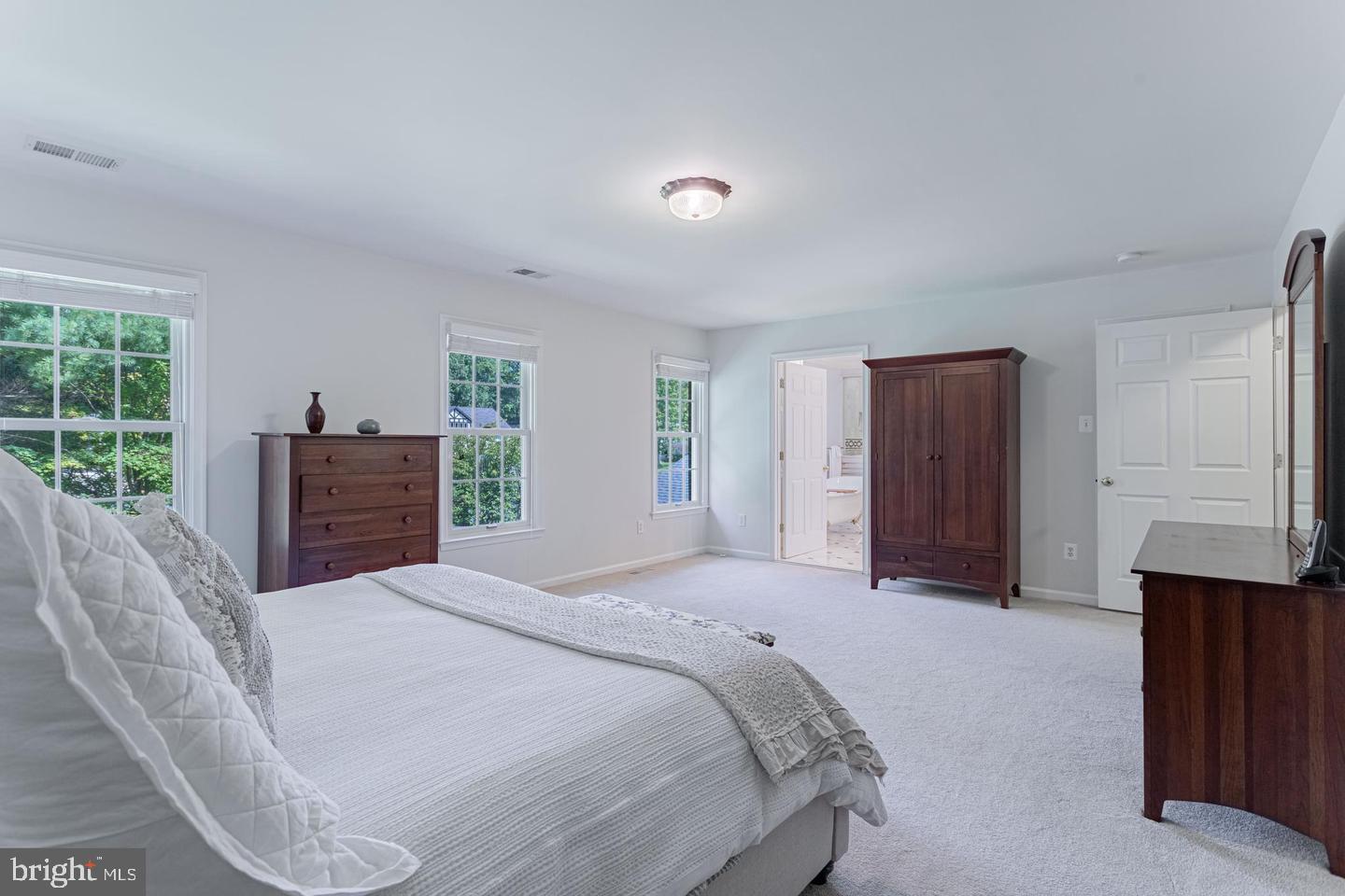 LANGLEY OAKS - Residential