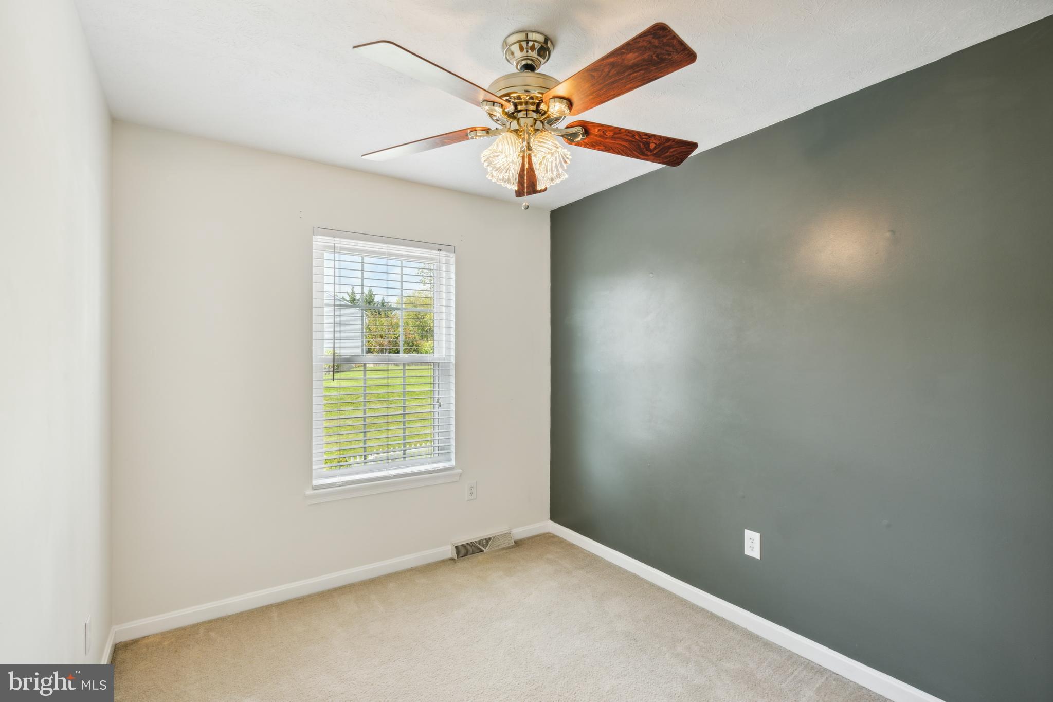 FURNACE HILLS - Residential