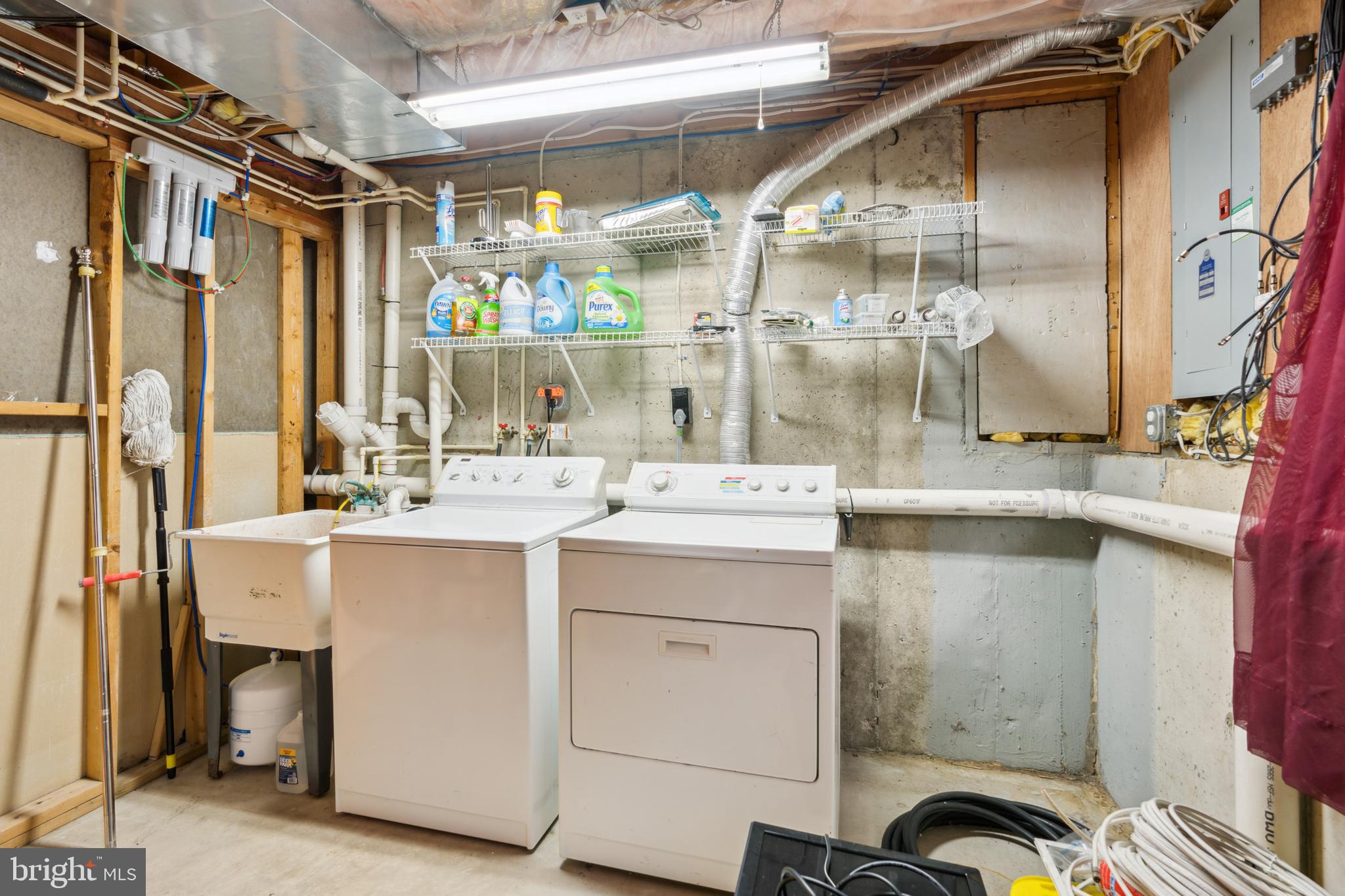 FURNACE HILLS - Residential