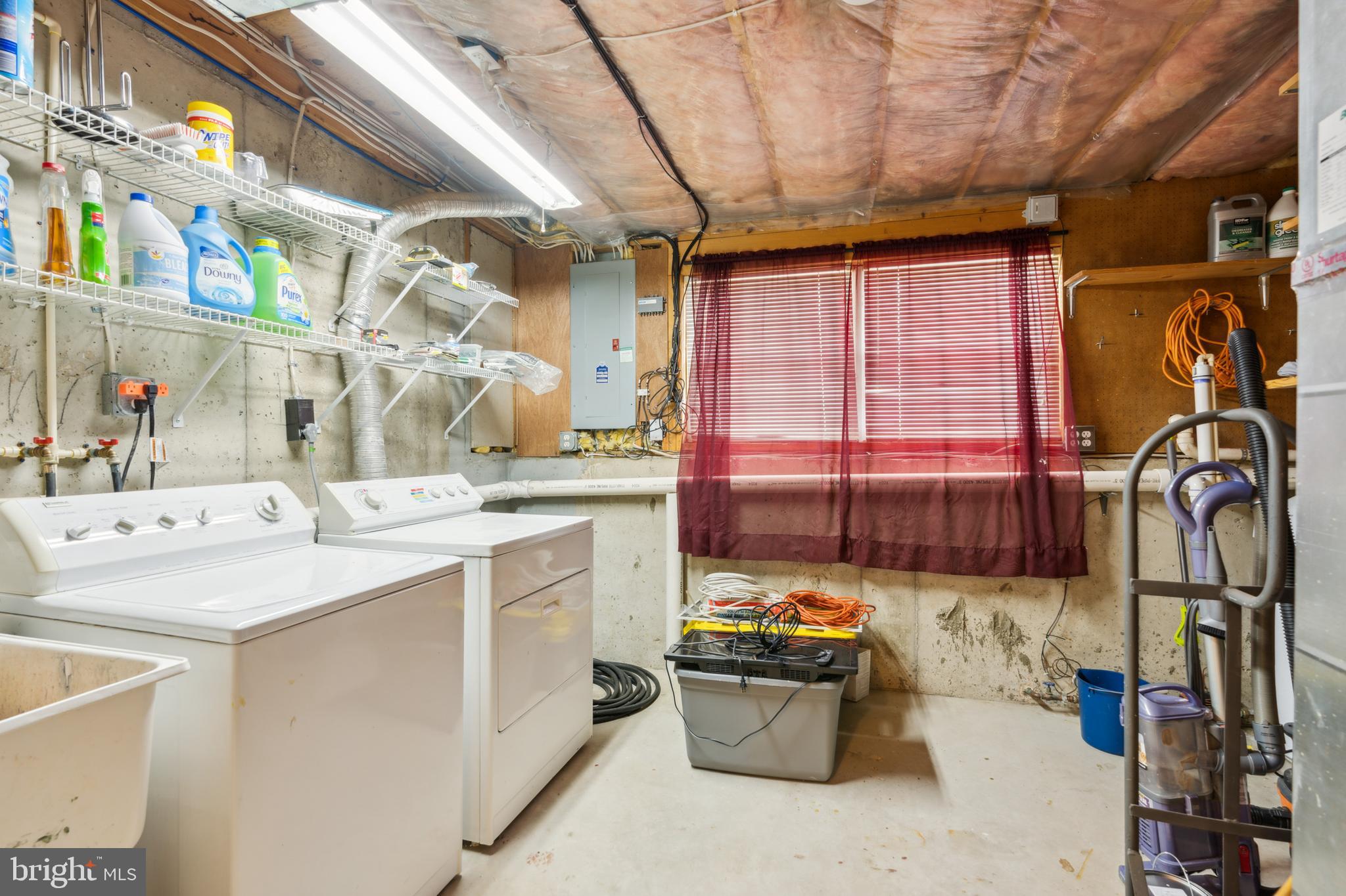 FURNACE HILLS - Residential