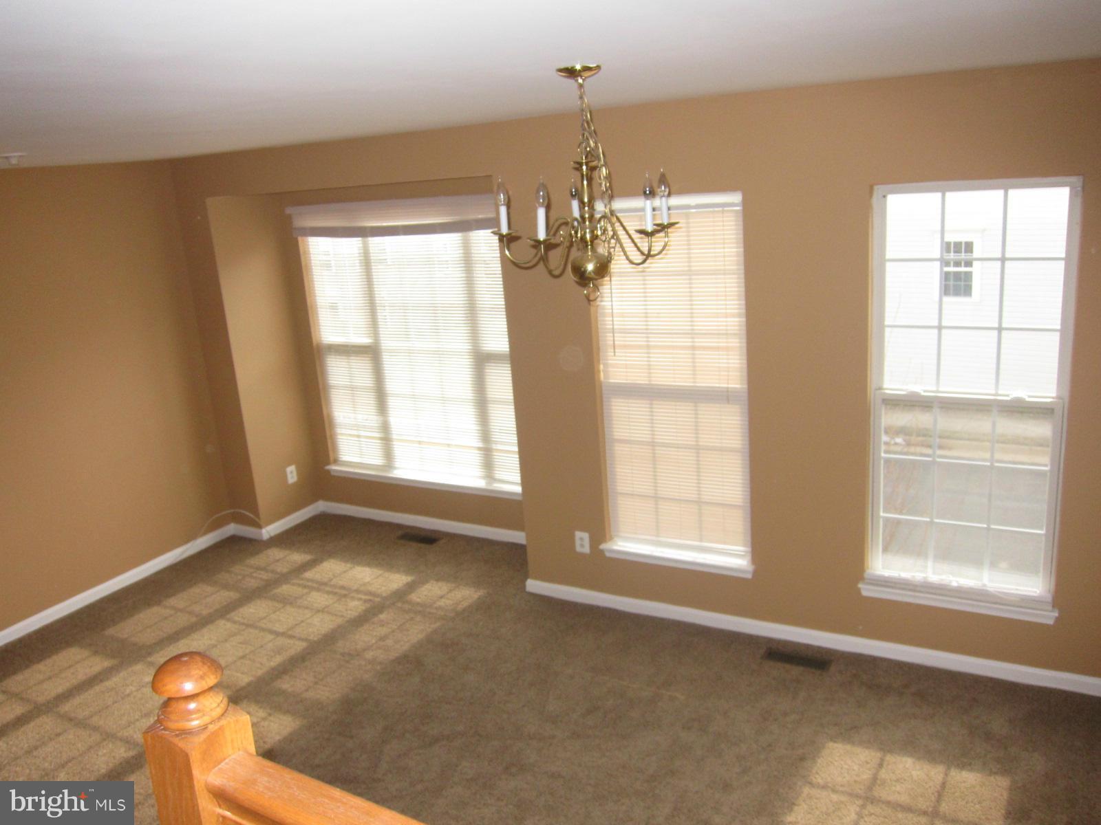 ASHBURN VILLAGE - Residential Lease