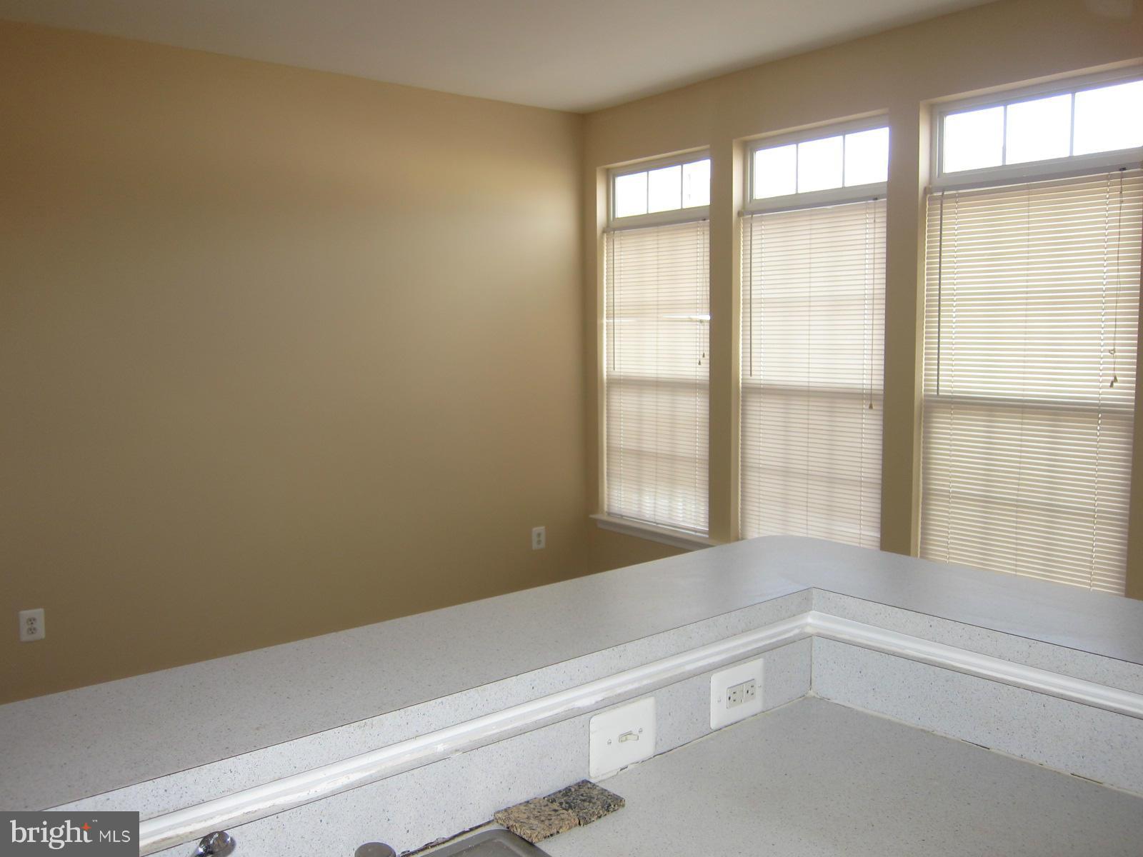 ASHBURN VILLAGE - Residential Lease