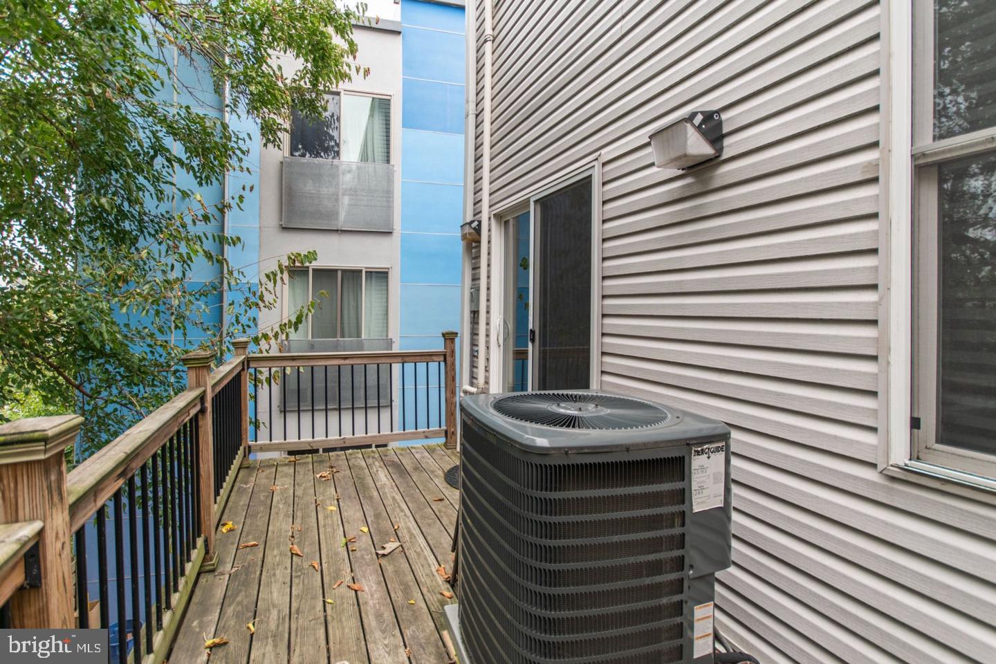 1222 N 7TH STREET BLDG F UNIT 2