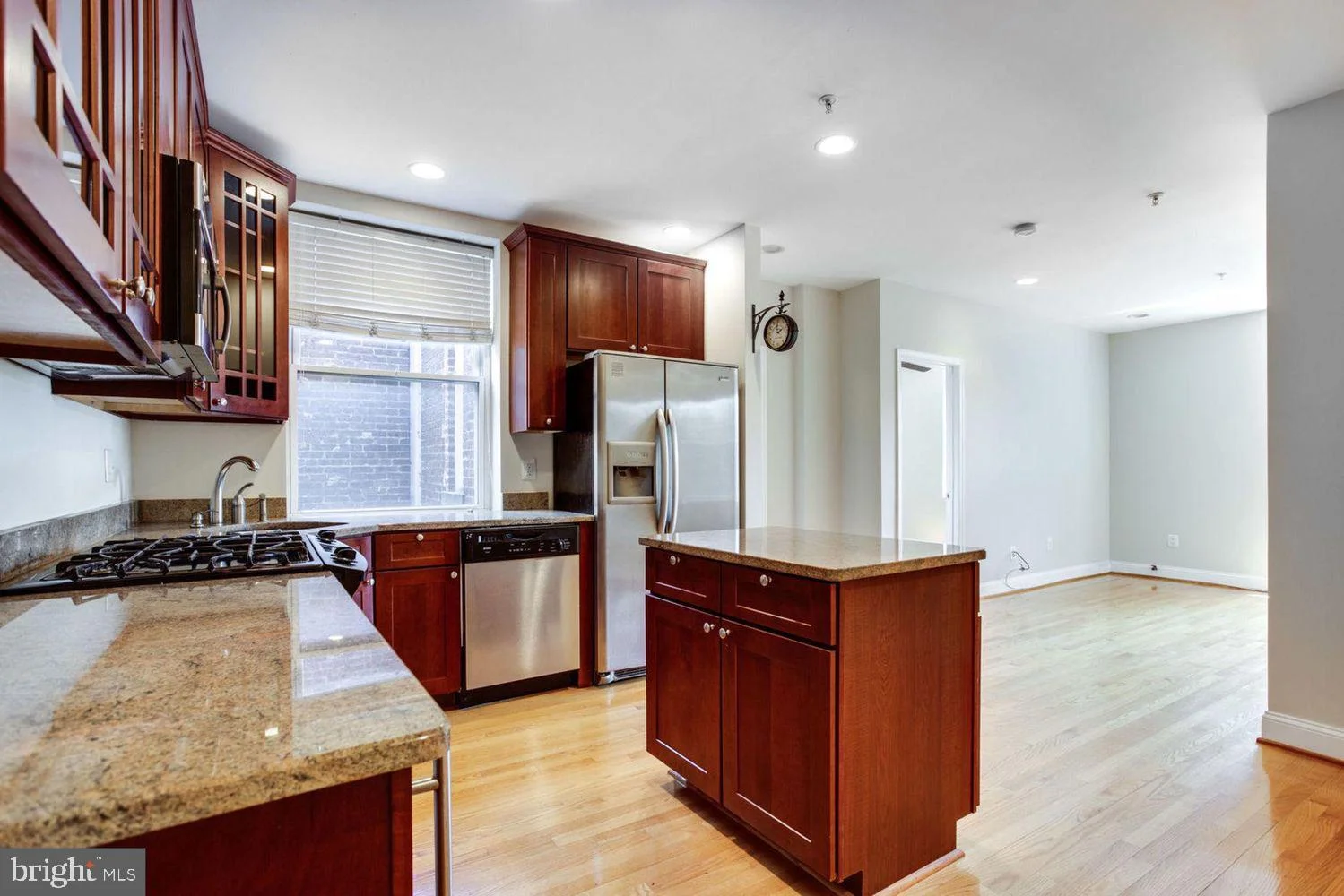 219 T Street NE Unit 202, Washington, DC 20002 photo 2