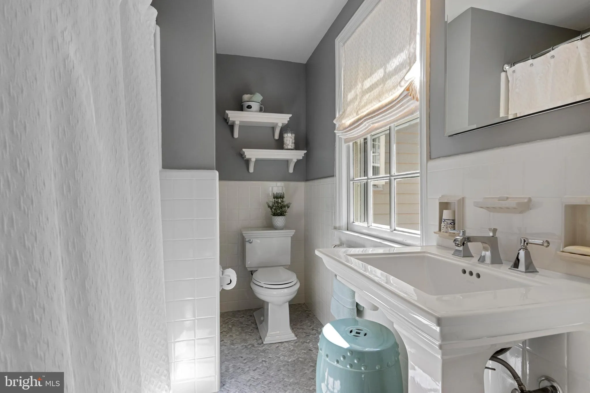 Bryn Mawr, Pennsylvania 19010, United States, 4 Bedrooms Bedrooms, ,3 BathroomsBathrooms,Residential,Active,217912