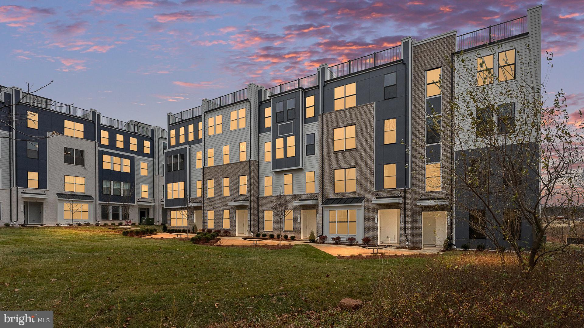 20821 CLOONGEE TERRACE