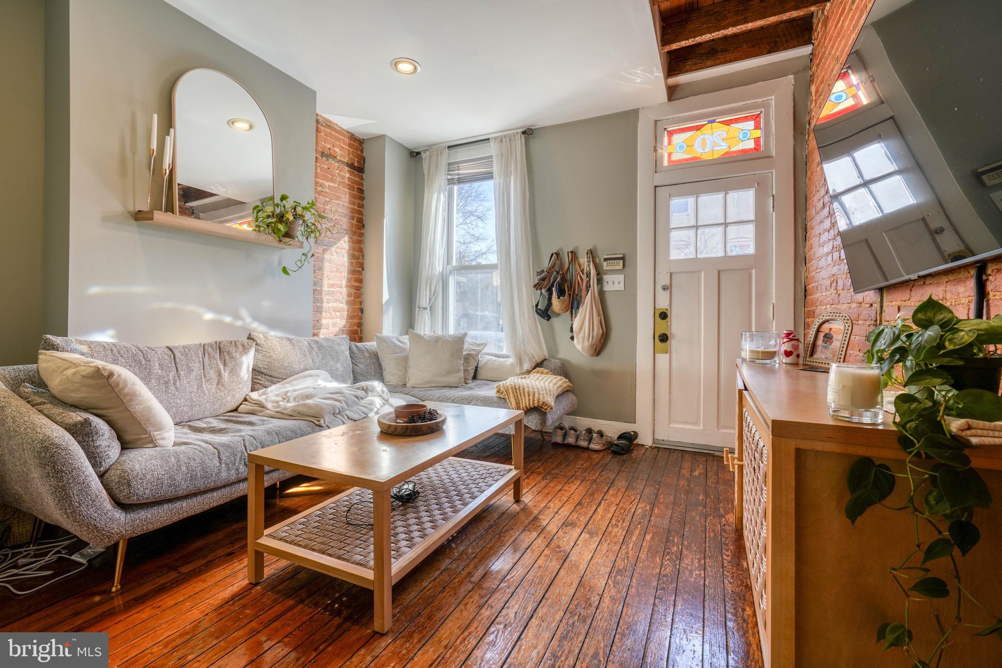 FEDERAL HILL HISTORIC DISTRICT - Residential Lease