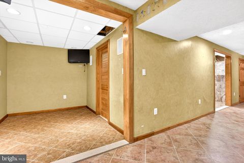 Tiny photo for 14 Hilliard Way, SEWELL, NJ 08080 (MLS # NJGL2071824)