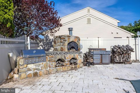 Tiny photo for 14 Hilliard Way, SEWELL, NJ 08080 (MLS # NJGL2071824)