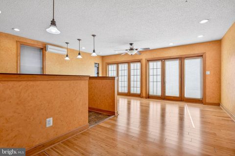 Tiny photo for 14 Hilliard Way, SEWELL, NJ 08080 (MLS # NJGL2071824)