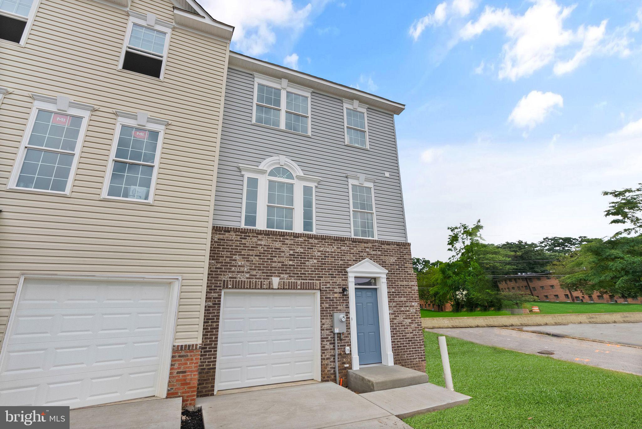 908 TALBERTA TERRACE