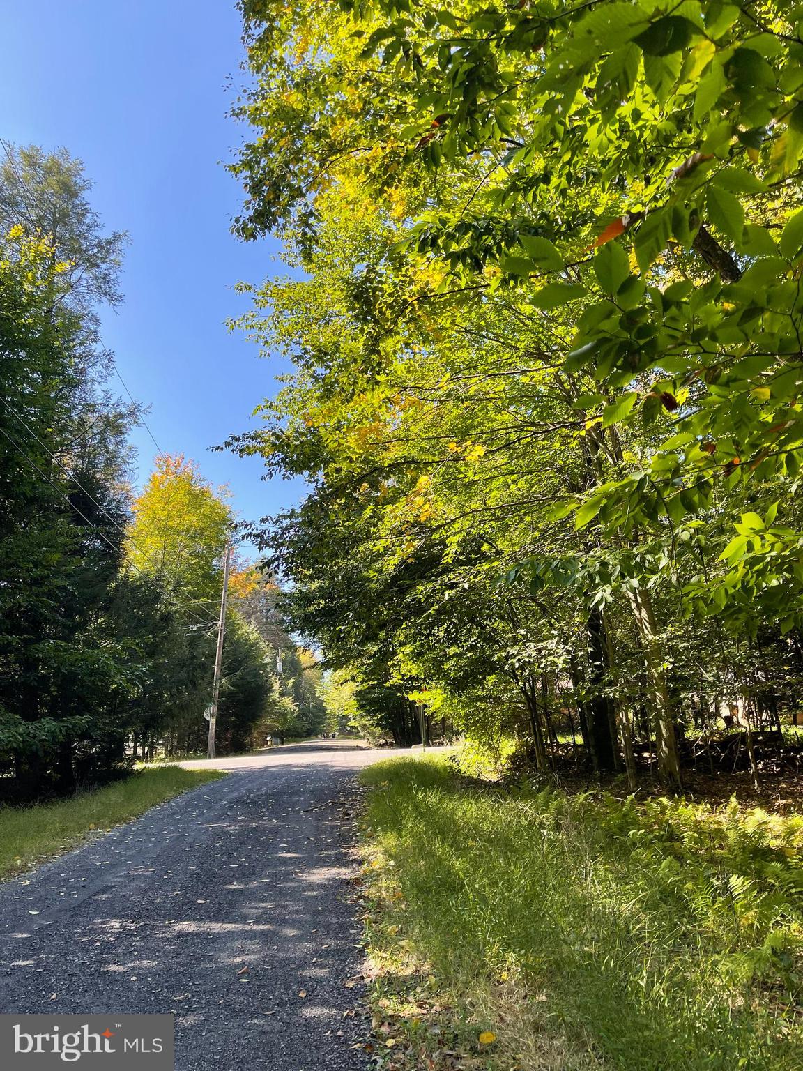 HOLIDAY POCONO - Land